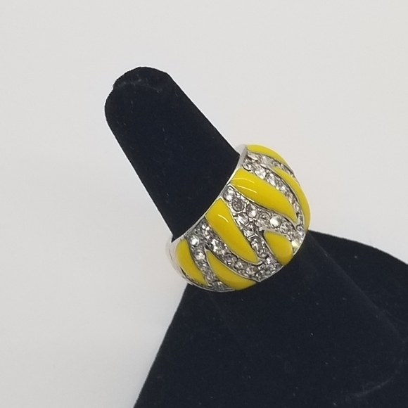 yellow and silver domed statement ring with rhinestones size 6.75 - Picture 5 of 5